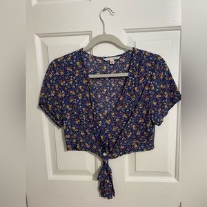 American Eagle shirt, cropped, hardly used